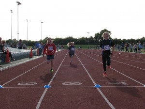 Sprint finish in one of the 75m heats